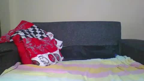 Snapshot of sweet_blackberry93 chatting on October 18, 2025, 9:43 am bella online show from October 18, 2025, 9:43 am