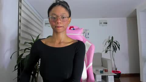 Snapshot of sweet_brunette88 chatting on March 9, 2025, 3:01 am sweet_brunette88 online show from March 9, 2025, 3:01 am