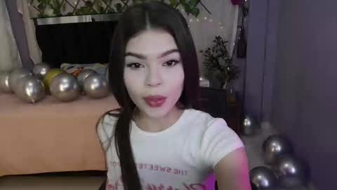 Candy online show from September 18, 2025, 4:09 pm