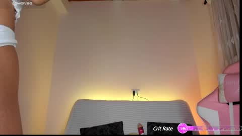 Snapshot of sweet_carine chatting on December 3, 2024, 10:39 am camil online show from December 3, 2024, 10:39 am