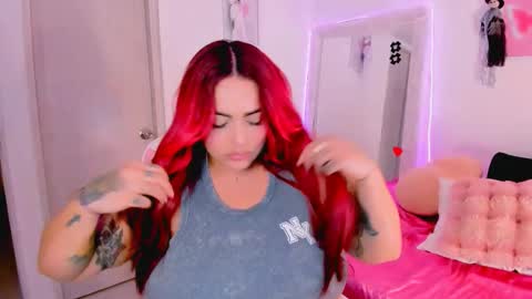 Snapshot of sweet_doll_ chatting on October 20, 2025, 1:39 am Dulce ONLYFANS jessica78784405 online show from October 20, 2025, 1:39 am