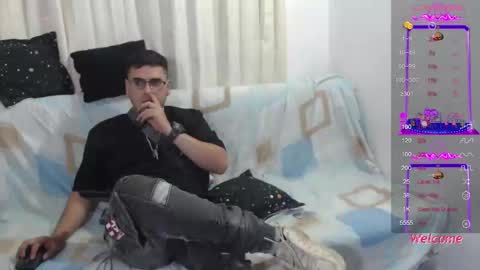 sweet_fantasy_couple online show from January 18, 2025, 12:24 am