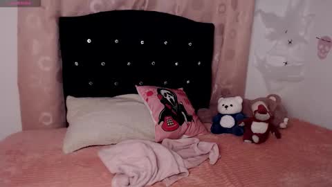 Hannah online show from November 7, 2025, 9:42 am