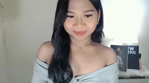 Snapshot of sweet_hoelly chatting on March 2, 2025, 9:53 am Slutty Shannel online show from March 2, 2025, 9:53 am