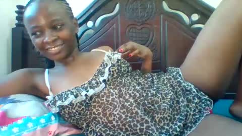 Snapshot of sweet_jovial chatting on November 11, 2025, 8:03 am sweet_jovial online show from November 11, 2025, 8:03 am