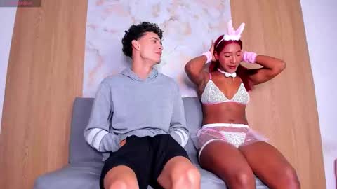 sweet_juices7 online show from November 28, 2025, 2:36 am