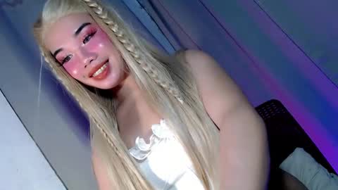 Snapshot of sweet_katrina69 chatting on November 7, 2025, 11:32 am sweet_katrina69 online show from November 7, 2025, 11:32 am