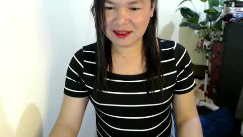 Nicahhh online show from February 26, 2025, 9:42 am