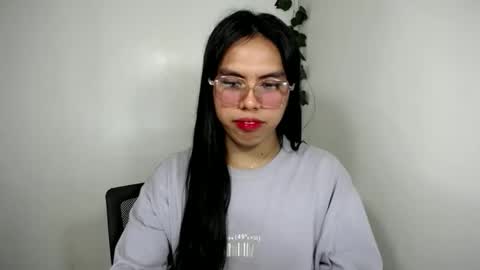 Snapshot of sweet_kyline69 chatting on November 23, 2025, 6:24 am sweet_kyline69 online show from November 23, 2025, 6:24 am