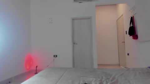 Snapshot of sweet_lia1_ chatting on September 13, 2025, 10:42 pm Hi Im Lia Your dreams came true online show from September 13, 2025, 10:42 pm