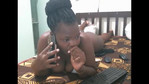 Snapshot of sweet_lilianah chatting on February 17, 2025, 3:15 am sweet_lilianah online show from February 17, 2025, 3:15 am