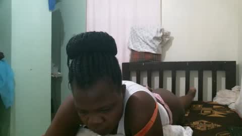 Snapshot of sweet_lilianah chatting on February 19, 2025, 3:39 am sweet_lilianah online show from February 19, 2025, 3:39 am