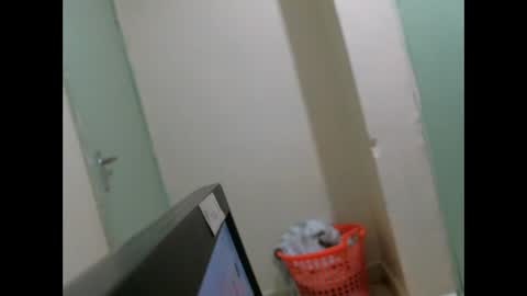 Snapshot of sweet_lilianah chatting on February 24, 2025, 6:47 pm sweet_lilianah online show from February 24, 2025, 6:47 pm