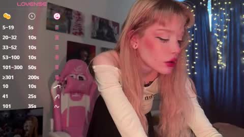 Snapshot of sweet_melissa133 chatting on March 8, 2025, 5:49 am Melissa. Join me on Fansly link in social medias online show from March 8, 2025, 5:49 am