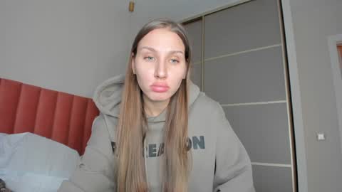 Snapshot of sweet_miss381 chatting on January 12, 2025, 8:57 am Sofi online show from January 12, 2025, 8:57 am