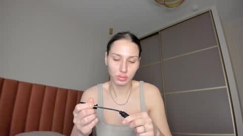 Snapshot of sweet_miss381 chatting on March 5, 2025, 12:27 am Sofi online show from March 5, 2025, 12:27 am