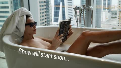 Snapshot of sweet_moan chatting on February 15, 2025, 4:03 am Dana online show from February 15, 2025, 4:03 am