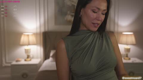 Snapshot of sweet_moan chatting on September 24, 2025, 9:34 am Dana online show from September 24, 2025, 9:34 am