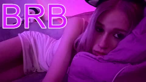 Snapshot of sweet_mol1y chatting on November 18, 2025, 3:56 am sweet_mol1y online show from November 18, 2025, 3:56 am