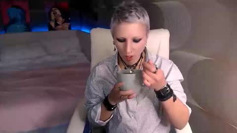 Snapshot of sweet_n_strong chatting on October 26, 2025, 1:50 pm sweet_n_strong online show from October 26, 2025, 1:50 pm