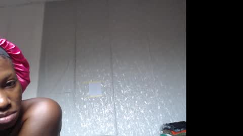 Snapshot of sweet_puna chatting on December 18, 2024, 9:04 am Nancy online show from December 18, 2024, 9:04 am