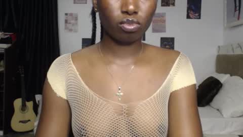 Snapshot of sweet_puna chatting on November 13, 2025, 7:40 am Nancy online show from November 13, 2025, 7:40 am