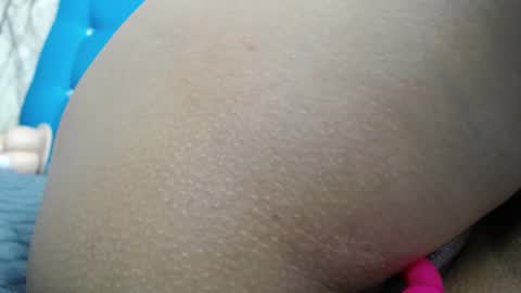 Snapshot of sweet_skylove_ chatting on January 2, 2025, 10:01 pm Adriana online show from January 2, 2025, 10:01 pm