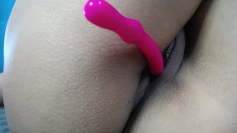 Snapshot of sweet_skylove_ chatting on March 3, 2025, 8:00 pm Adriana online show from March 3, 2025, 8:00 pm