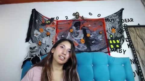 Snapshot of sweet_skylove_ chatting on October 5, 2025, 3:10 pm Adriana online show from October 5, 2025, 3:10 pm