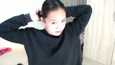 tenshi online show from September 21, 2025, 2:40 pm