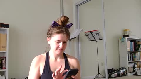 Snapshot of sweet_truffle chatting on January 27, 2025, 2:13 pm Heidi Brenner - Please check bio for schedule FAQ online show from January 27, 2025, 2:13 pm