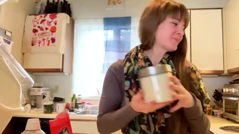 Snapshot of sweet_truffle chatting on February 19, 2025, 4:11 pm Heidi Brenner - Please check bio for schedule FAQ online show from February 19, 2025, 4:11 pm