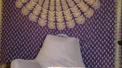 Snapshot of sweet_truffle chatting on October 16, 2025, 11:17 pm Heidi Brenner - Please check bio for schedule FAQ online show from October 16, 2025, 11:17 pm