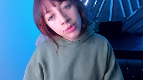 Snapshot of sweet_venus4 chatting on February 1, 2025, 1:34 am sweet_venus4 online show from February 1, 2025, 1:34 am