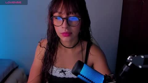 Snapshot of sweet_venus4 chatting on February 27, 2025, 11:20 am sweet_venus4 online show from February 27, 2025, 11:20 am