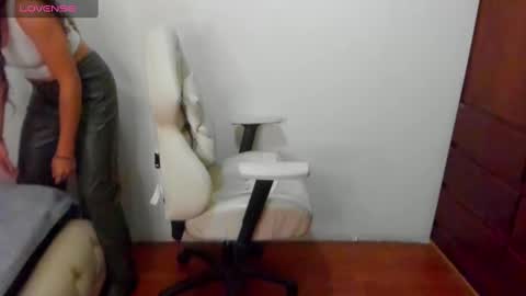 Snapshot of sweet_venus4 chatting on February 28, 2025, 11:14 am sweet_venus4 online show from February 28, 2025, 11:14 am