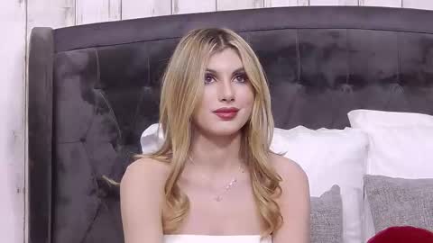 Snapshot of sweetanisia chatting on October 17, 2025, 6:21 pm Anisia online show from October 17, 2025, 6:21 pm