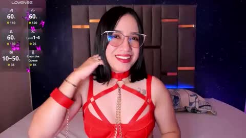 Annie online show from November 30, 2025, 5:00 am