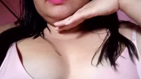 Snapshot of sweetapple808216 chatting on December 12, 2024, 6:21 pm sweetapple808216 online show from December 12, 2024, 6:21 pm