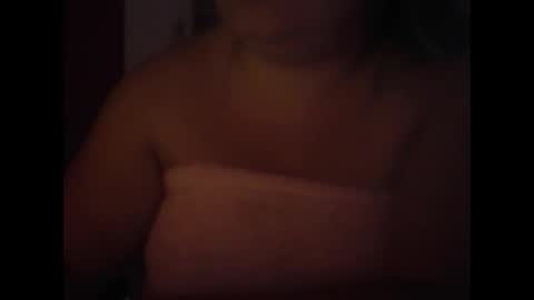 Snapshot of sweetapple808216 chatting on December 17, 2024, 7:59 pm sweetapple808216 online show from December 17, 2024, 7:59 pm