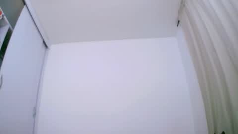 sweetapril_1991 online show from November 28, 2025, 10:45 pm