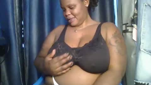 Snapshot of sweetbaby46 chatting on December 4, 2024, 10:46 am sweetbaby46 online show from December 4, 2024, 10:46 am