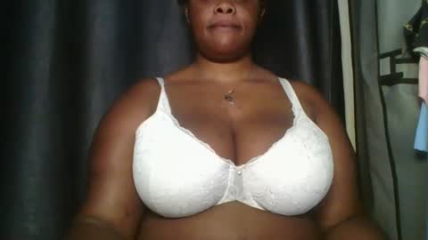 Snapshot of sweetbaby46 chatting on December 6, 2024, 2:46 am sweetbaby46 online show from December 6, 2024, 2:46 am