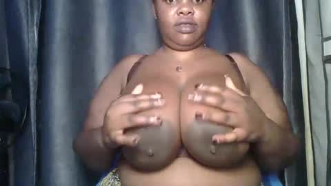 Snapshot of sweetbaby46 chatting on December 9, 2024, 1:07 am sweetbaby46 online show from December 9, 2024, 1:07 am