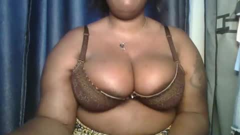Snapshot of sweetbaby46 chatting on December 10, 2024, 5:39 am sweetbaby46 online show from December 10, 2024, 5:39 am