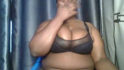 Snapshot of sweetbaby46 chatting on December 19, 2024, 4:02 am sweetbaby46 online show from December 19, 2024, 4:02 am