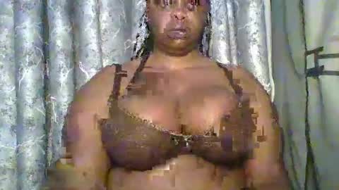 Snapshot of sweetbaby46 chatting on December 30, 2024, 2:09 am sweetbaby46 online show from December 30, 2024, 2:09 am