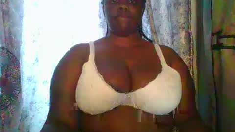 Snapshot of sweetbaby46 chatting on January 4, 2025, 9:43 am sweetbaby46 online show from January 4, 2025, 9:43 am