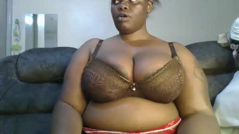Snapshot of sweetbaby46 chatting on January 10, 2025, 5:13 pm sweetbaby46 online show from January 10, 2025, 5:13 pm