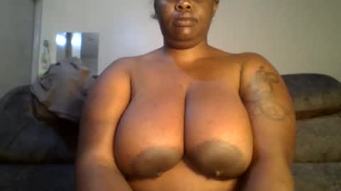 Snapshot of sweetbaby46 chatting on February 4, 2025, 2:49 am sweetbaby46 online show from February 4, 2025, 2:49 am